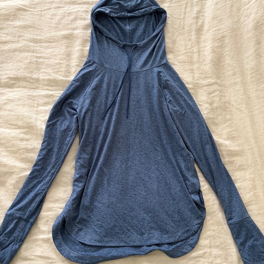 Athleta long-sleeve hooded top size S